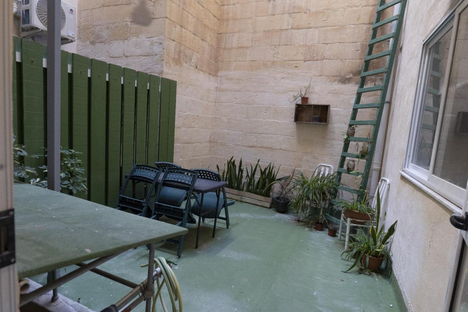 Green Door Valletta Ngoại thất bức ảnh